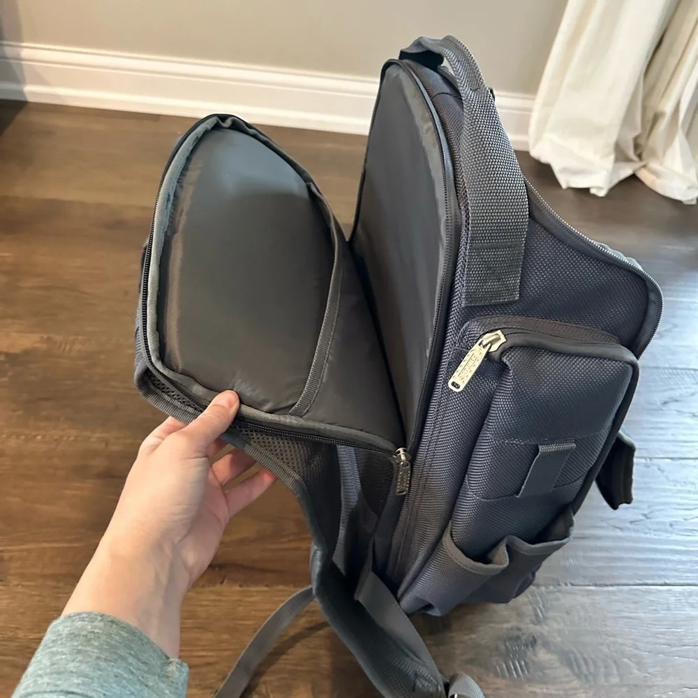 Eastwing Hard Bottom Tool & Laptop Backpack 20in